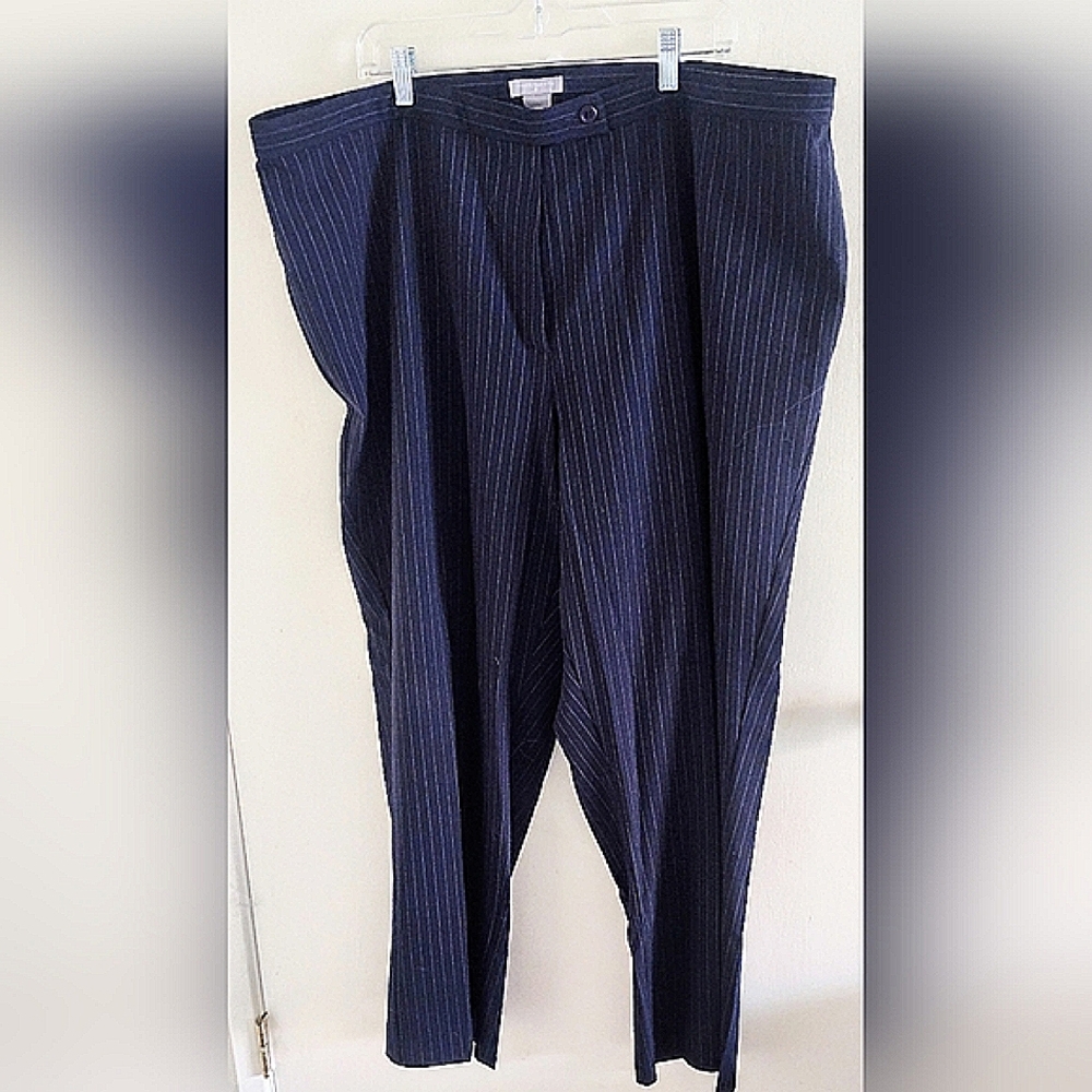 Investments ll women's plus size 24W dark blue striped dress pants. NWOT